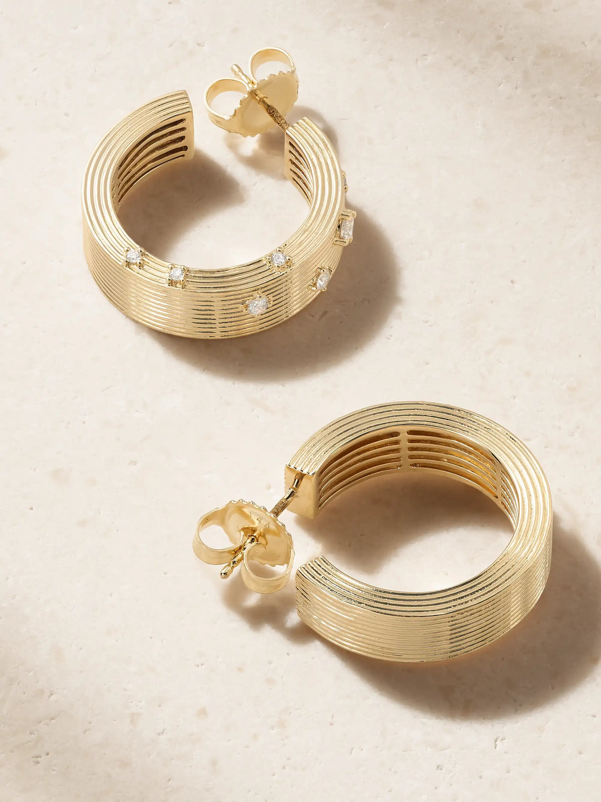 Sydney Evan Fluted 14-karat Gold Diamond Medium Hoop Earrings