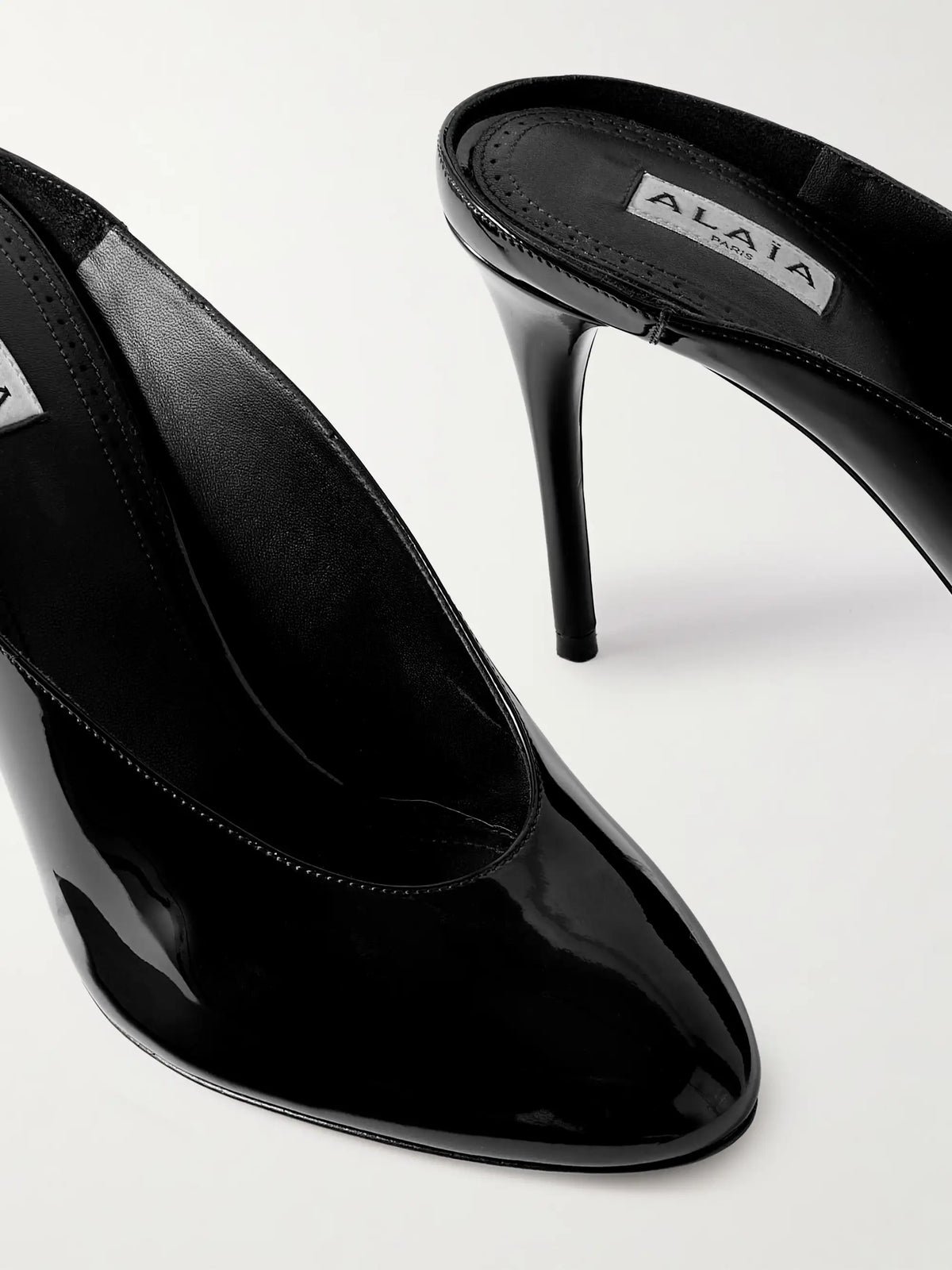 60 Patent-leather Pumps