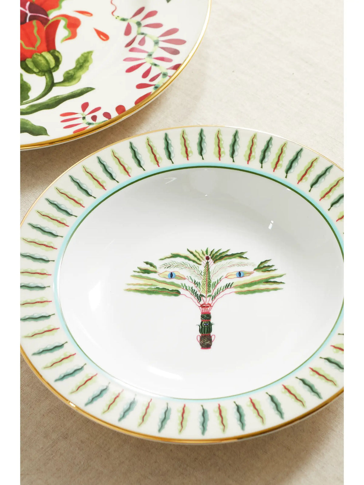 Libellula Gold-plated Porcelain Soup And Dinner Plate Set