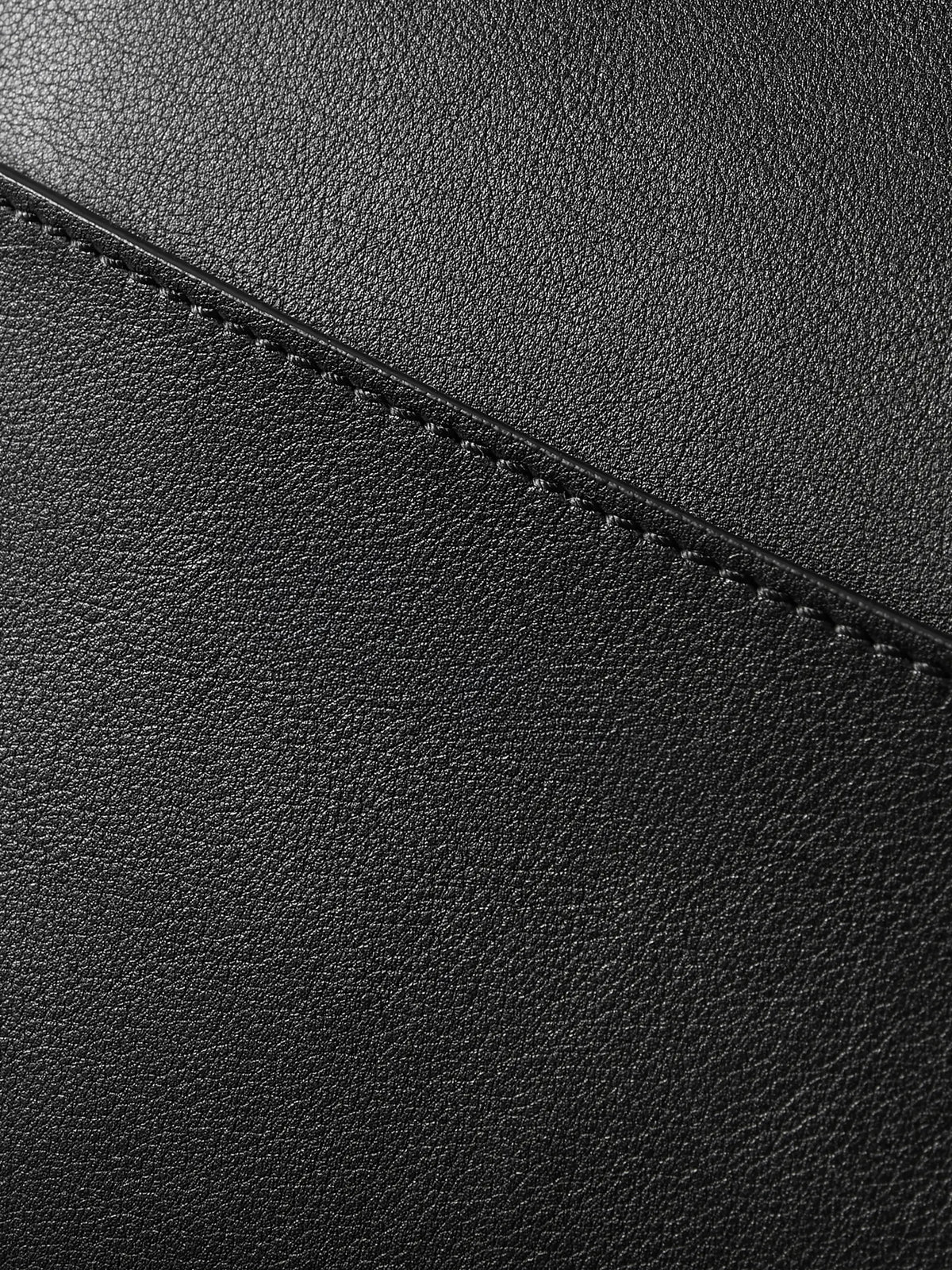 Incognito 36 Leather Tote