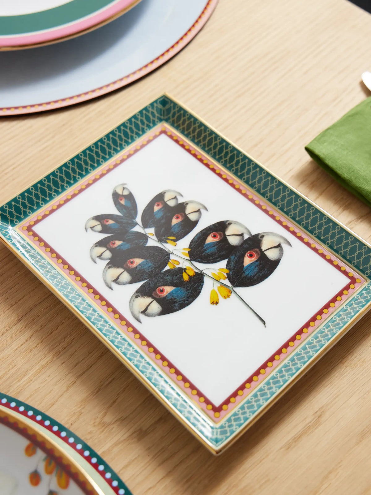 + Beto Val Gold-plated Porcelain Tray