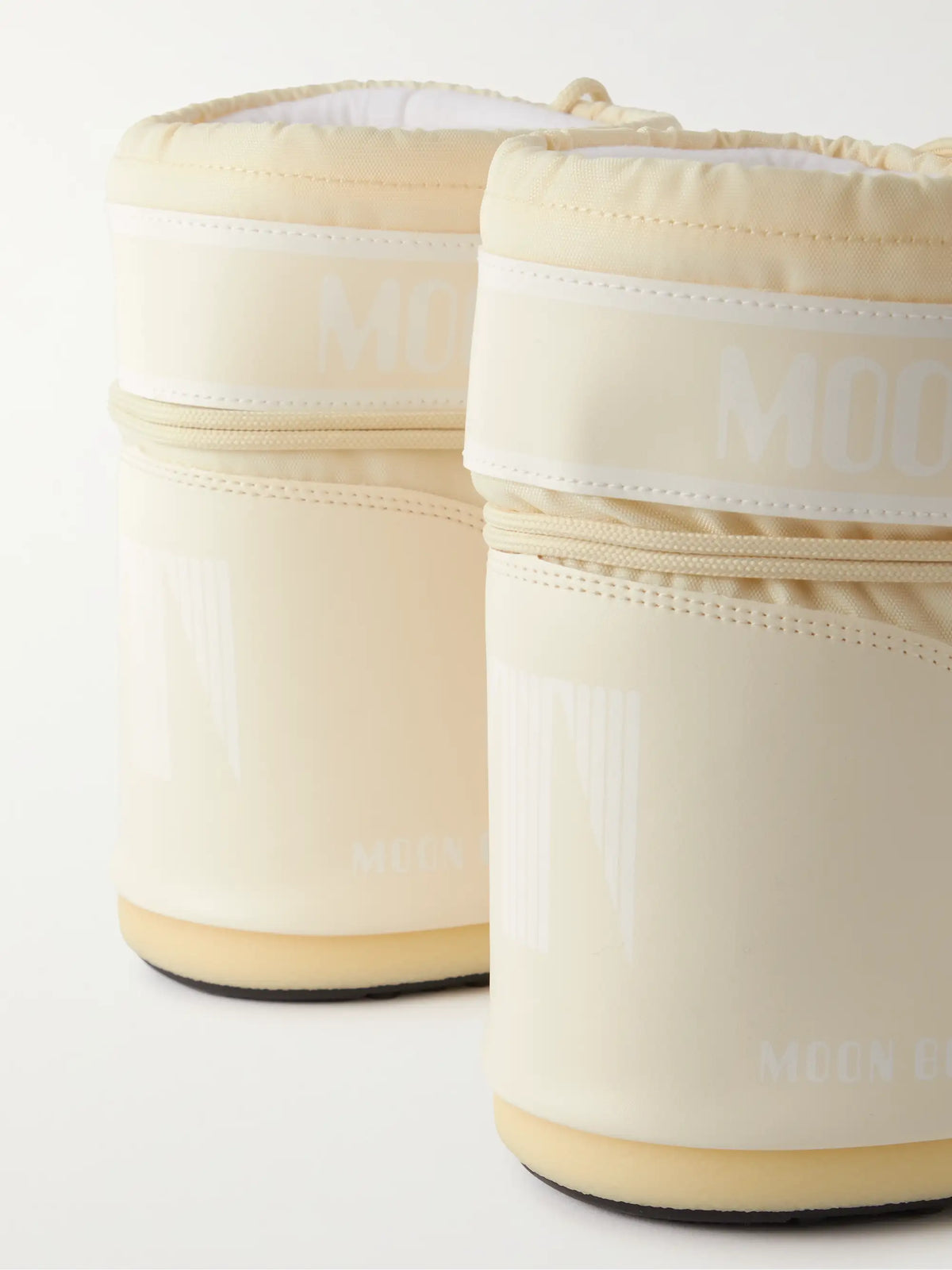 Icon Low Shell And Leather-like Snow Boots