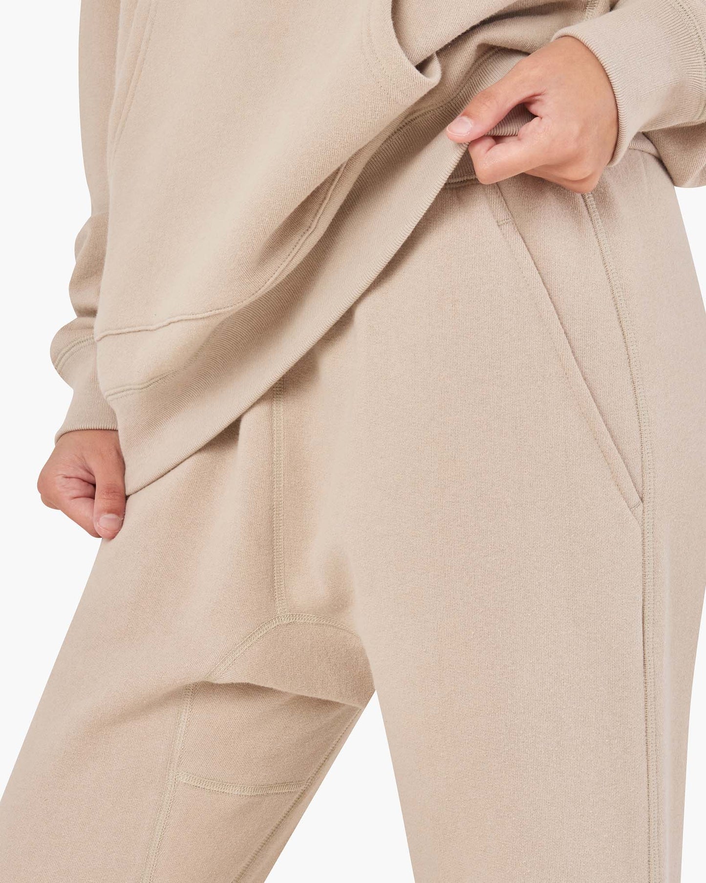 Core Fleece Sport Jogger (Sand)