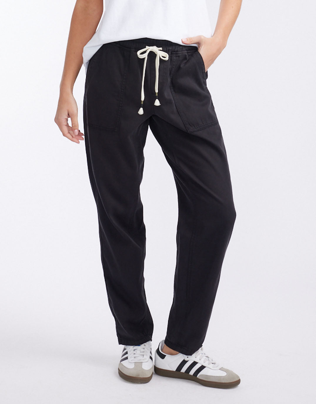 White & Co. Beach Comber Pant (Black)