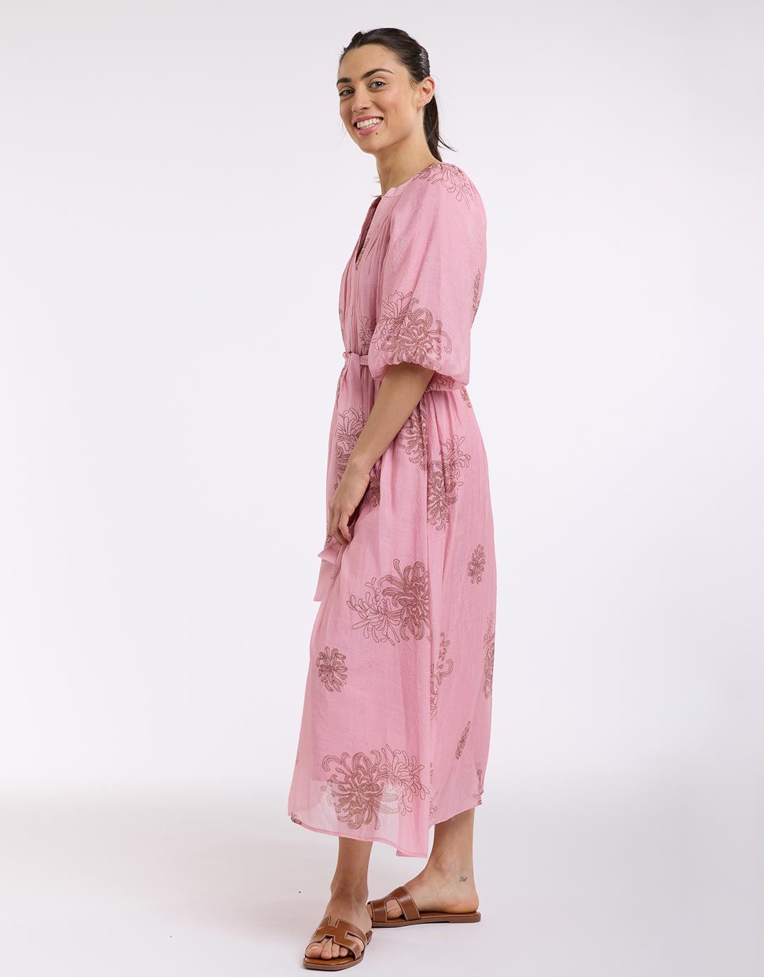 Beautiful Stories V-Neck Dress With Billow Sleeve (Choc/Pink)