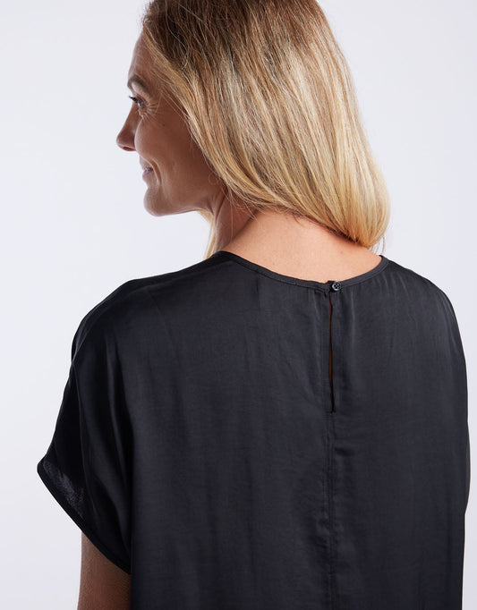 Effortless Camille Shell Top - (Black)