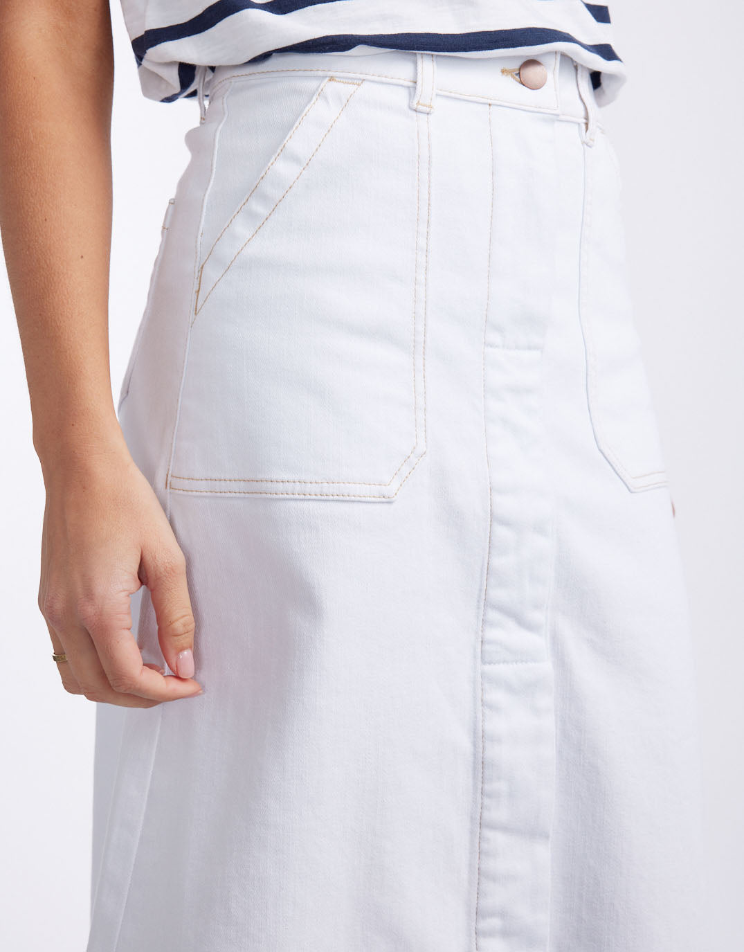 White & Co. Catalina Midi Skirt (White)