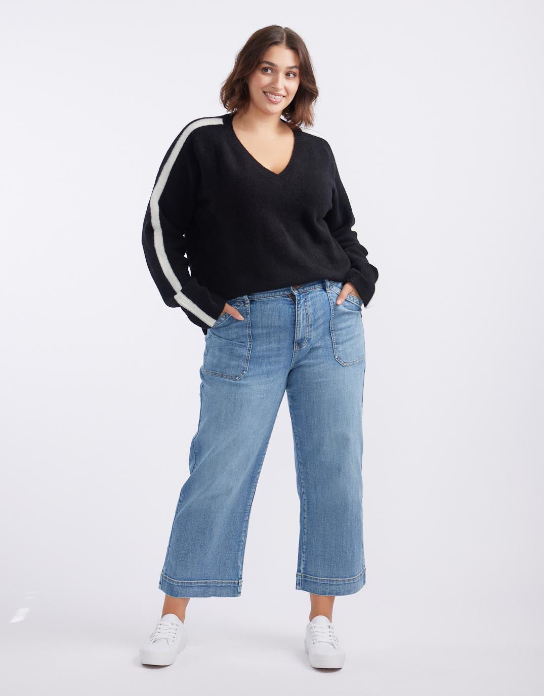 Chalet V Neck Knit Jumper - (Black/White)