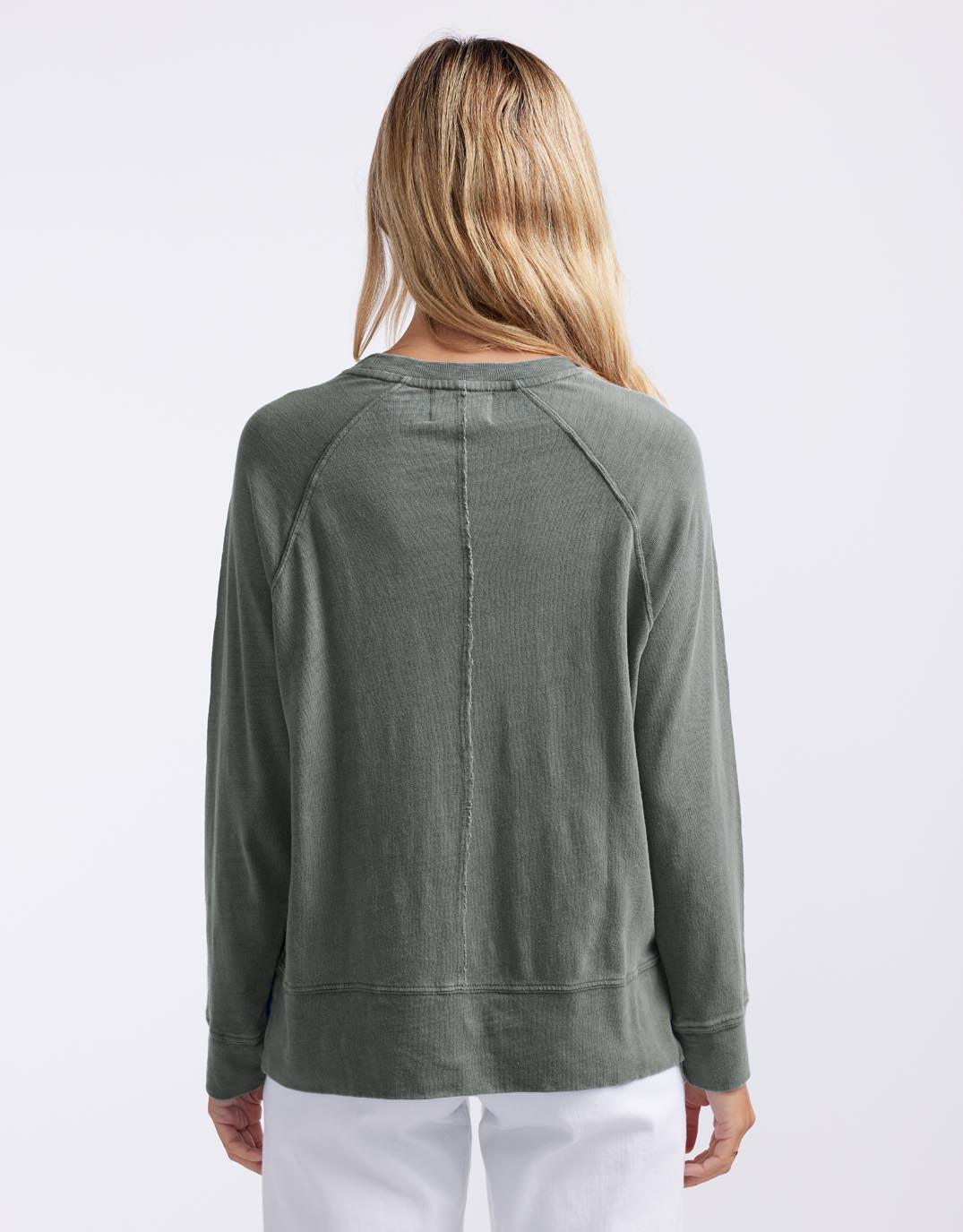 White & Co. Sunset Throw On Top (Washed Khaki)