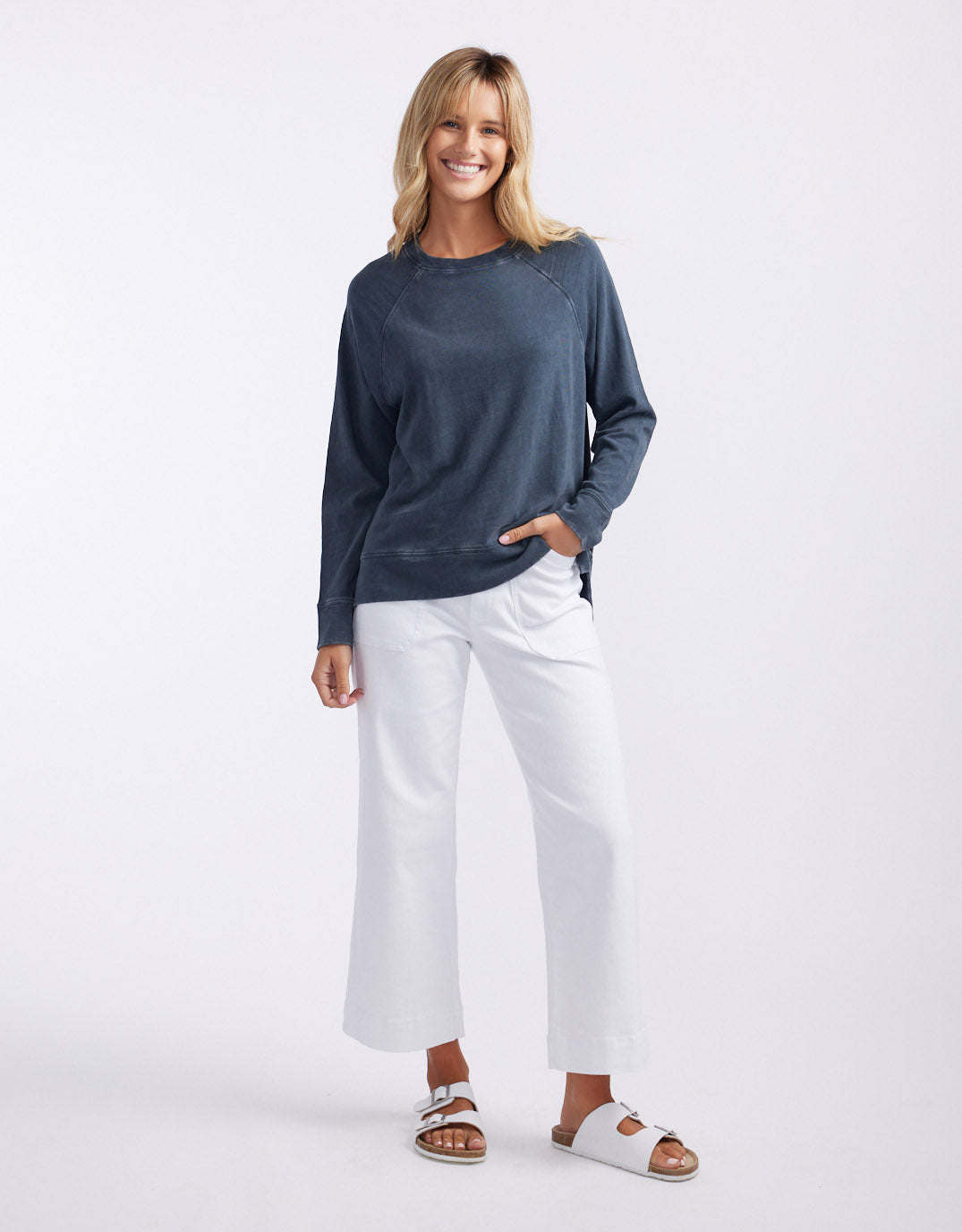 White & Co. Sunset Throw On Top (Washed Navy)