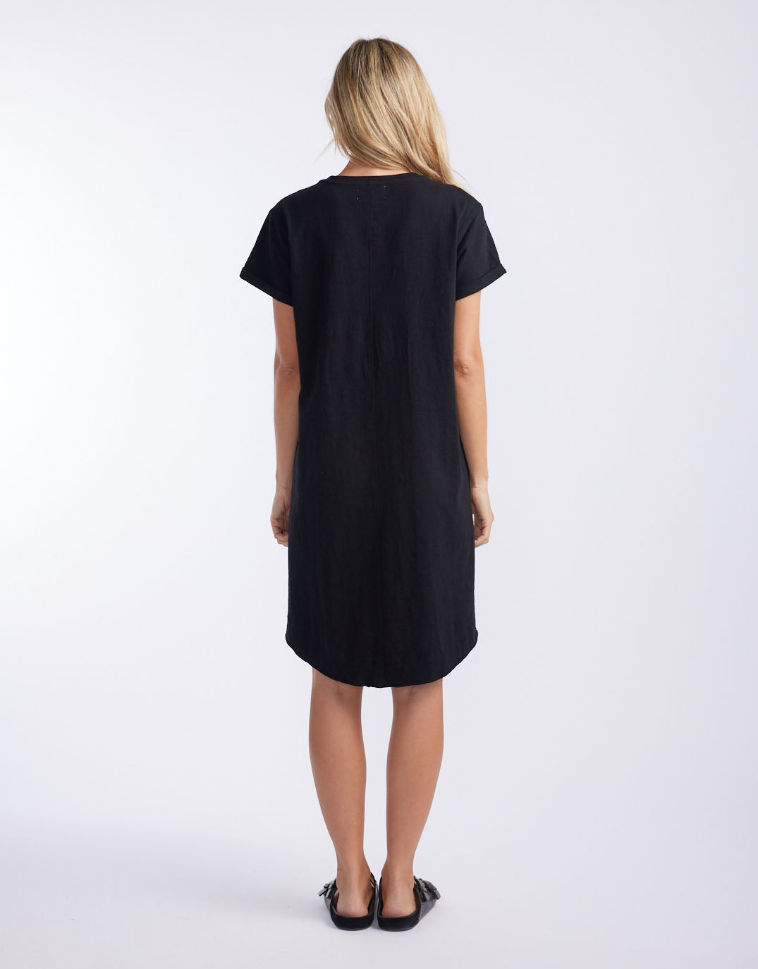 White & Co. Turn Back Tee Short Dress (Black)