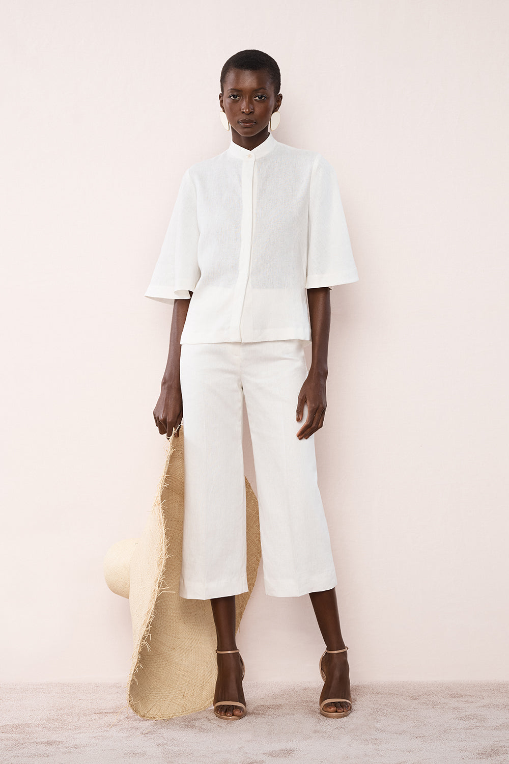 Carla Zampatti Ivory Linen Box Sleeve Shirt (White)
