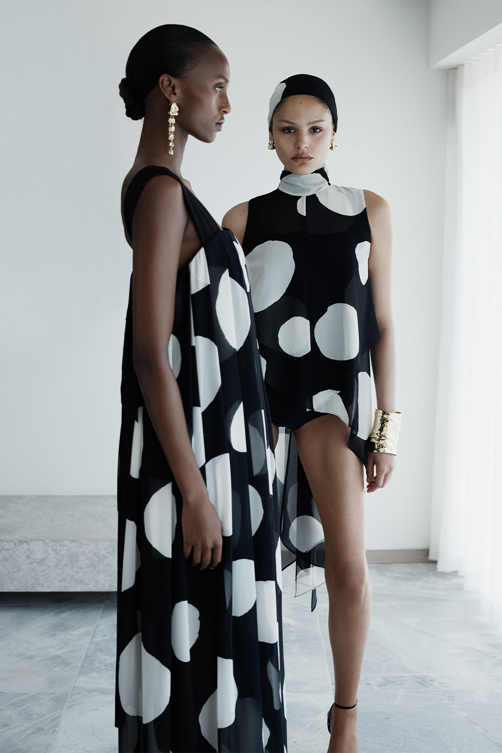 Carla Zampatti Noir Spot Tuck Detail Maxi Dress (Black)