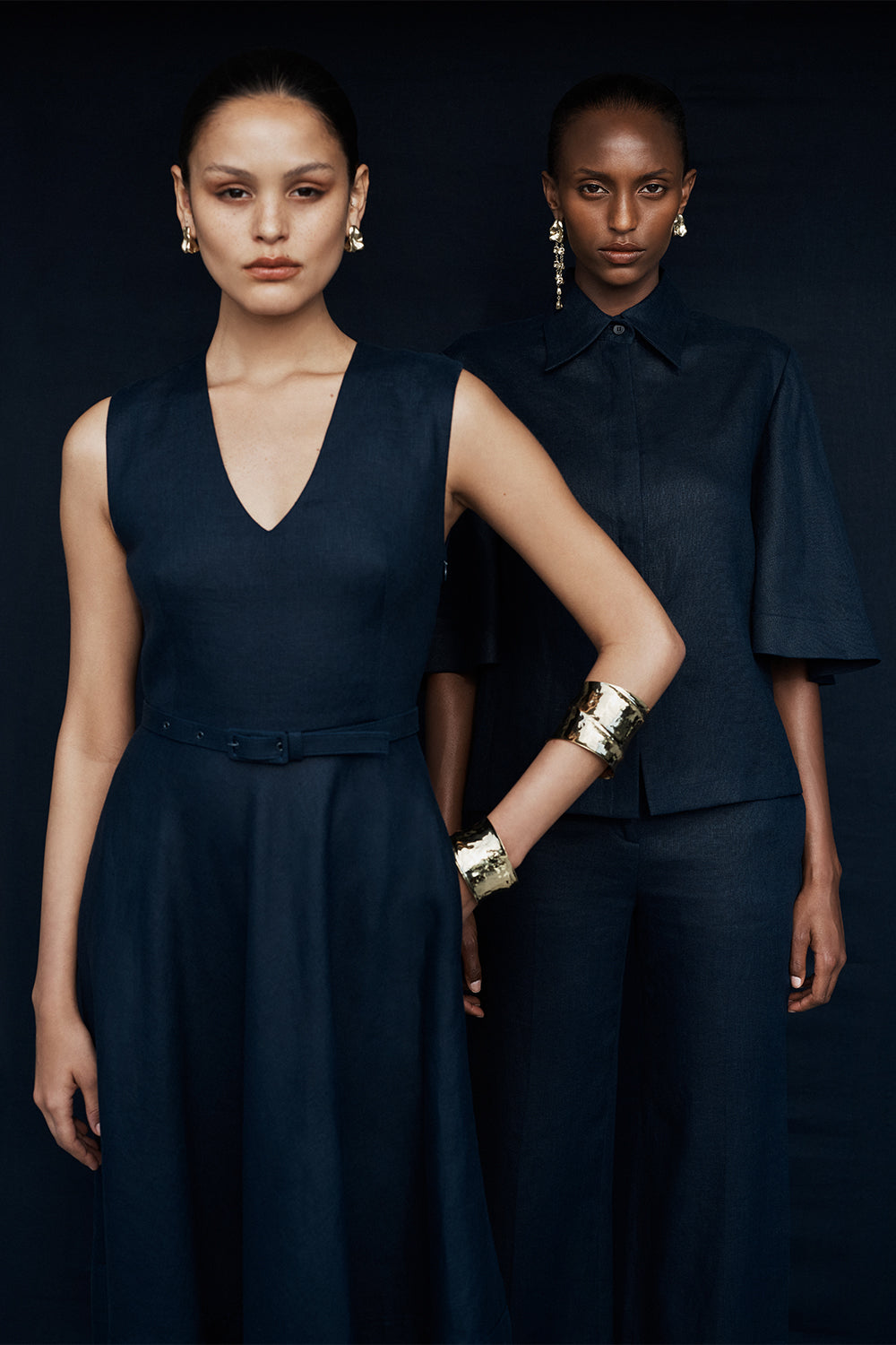 Carla Zampatti Linen Belted Midi Dress (Navy)