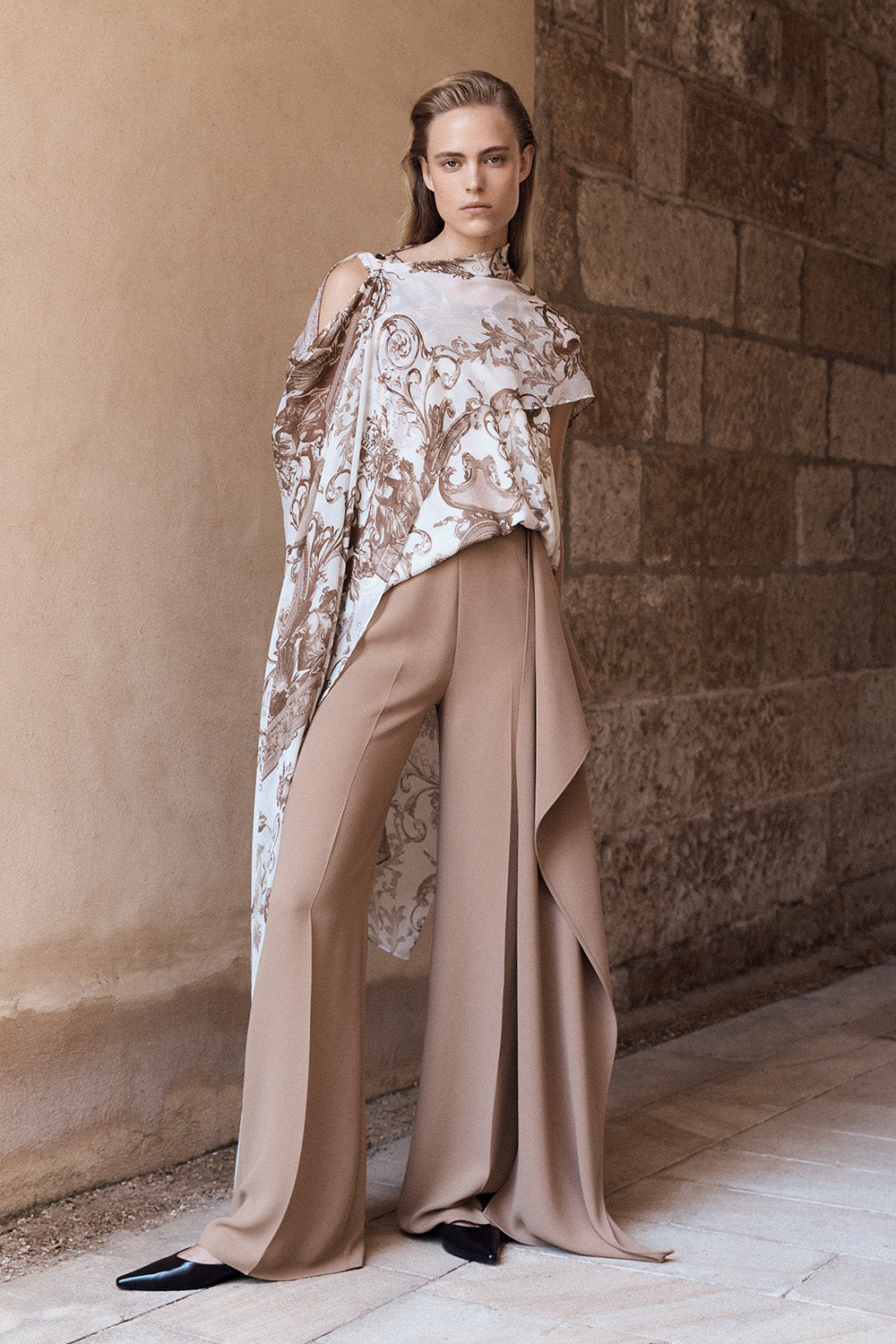 Carla Zampatti Renaissance Georgette Cascata Wrap (Natural)