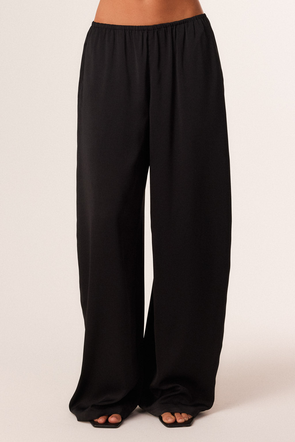 SNDYS ROSEWOODS PANTS (Black)