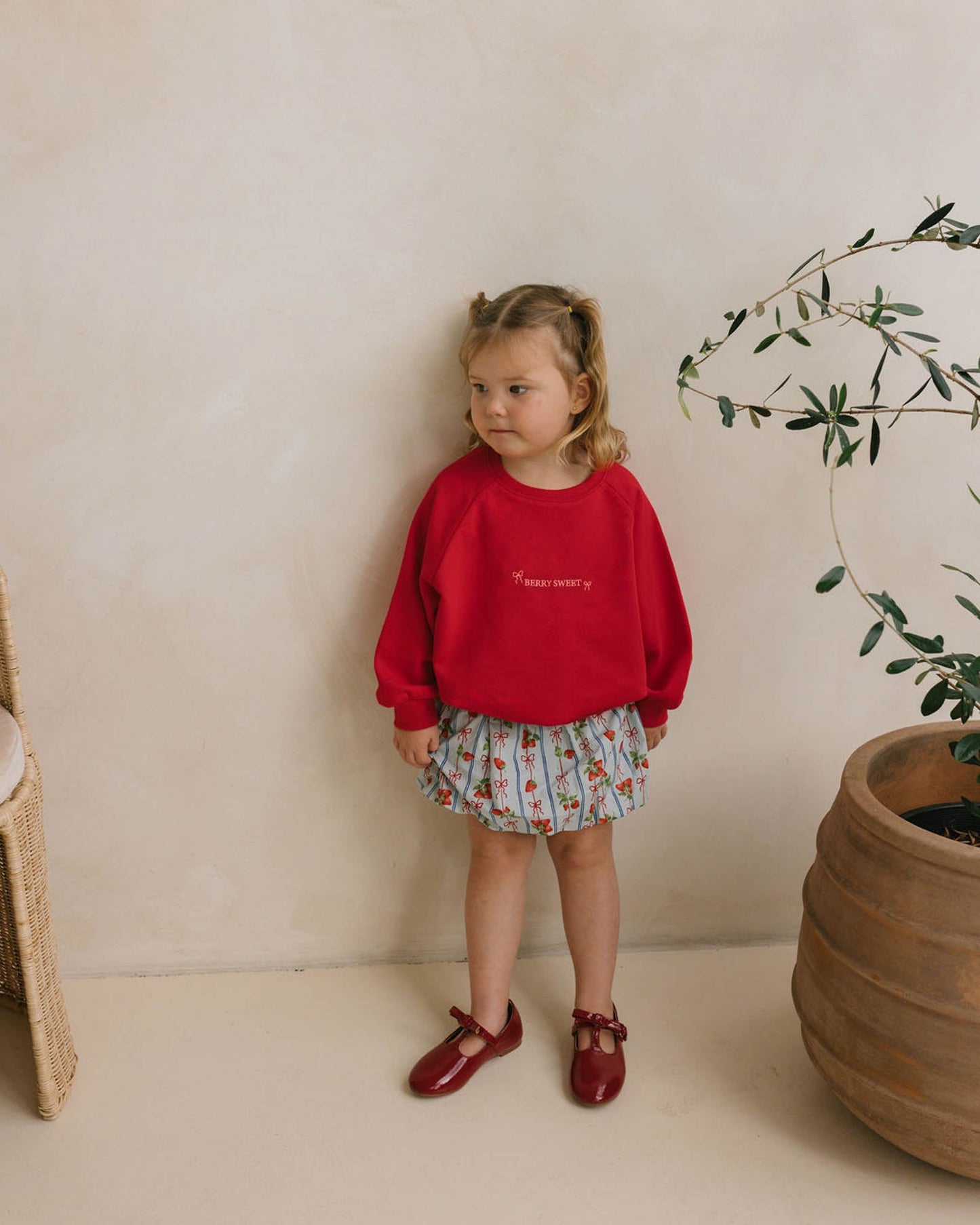 Walnut Melbourne River Sweatshirt (Berry Sweet)