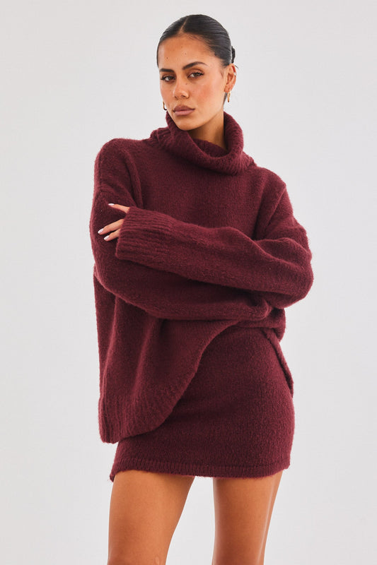 Image of a model wearing Outerwear. Productname: SNDYS WINNIE JUMPER in Cherry colour by brand - SNDYS
