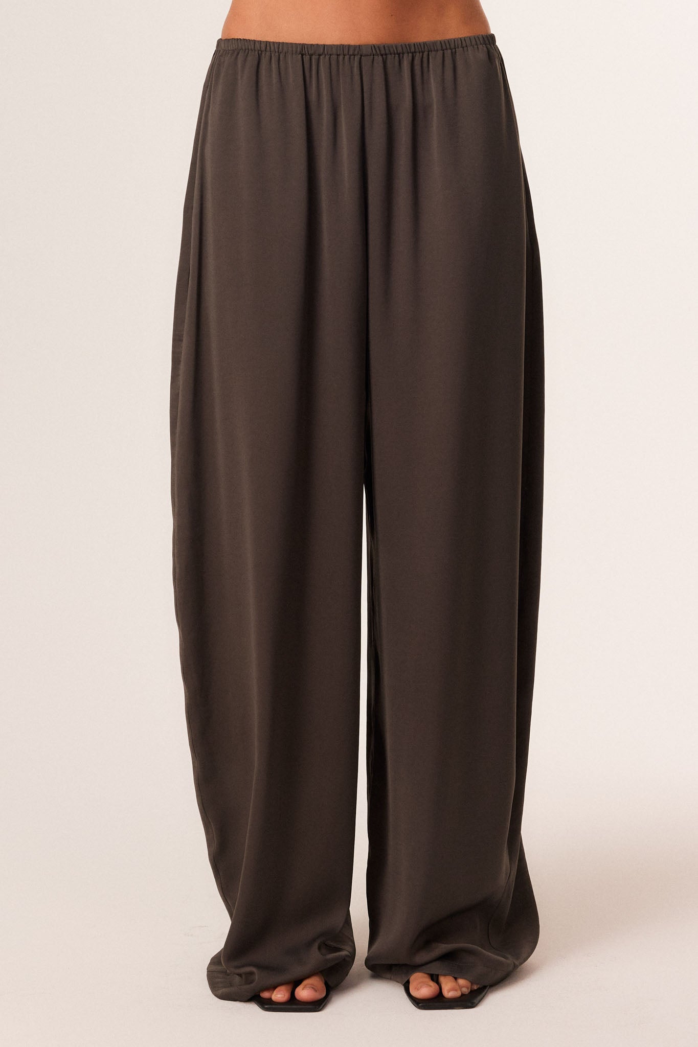 SNDYS ROSEWOOD PANTS (Charcoal)