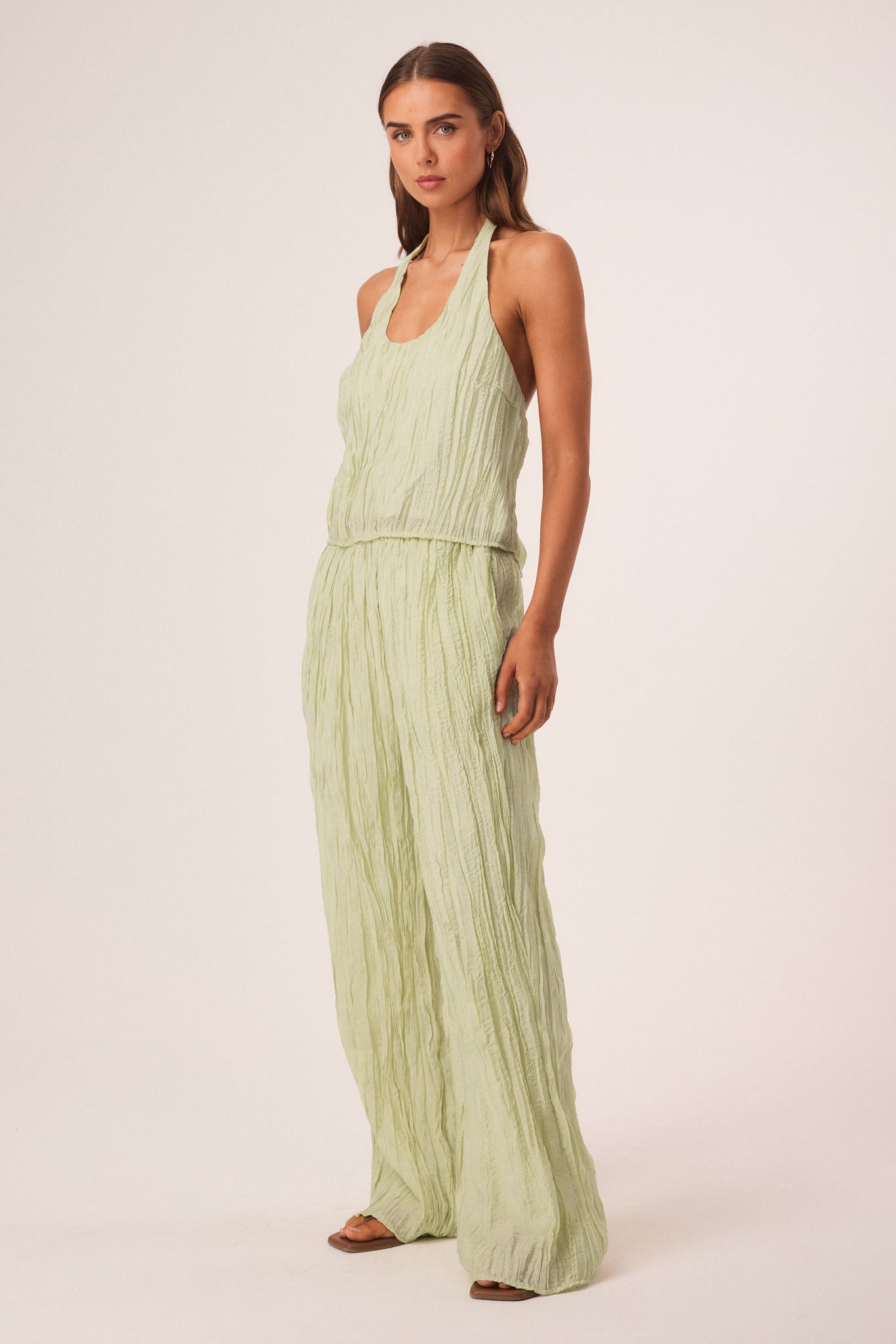 SNDYS BRANDI CRINKLE TOP (Matcha)