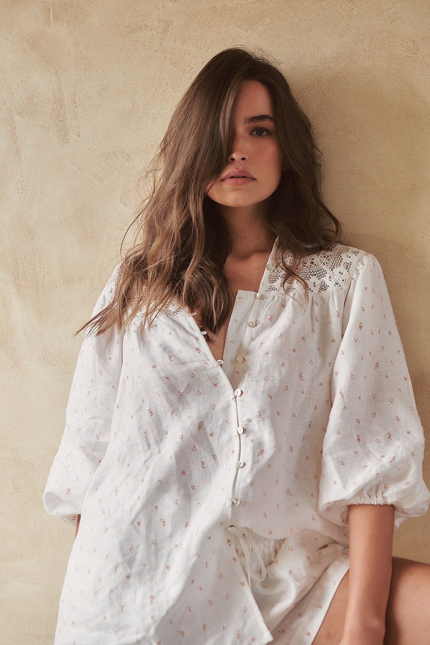 Heychic Mystic Moon Florence Abstract Blouse (White)