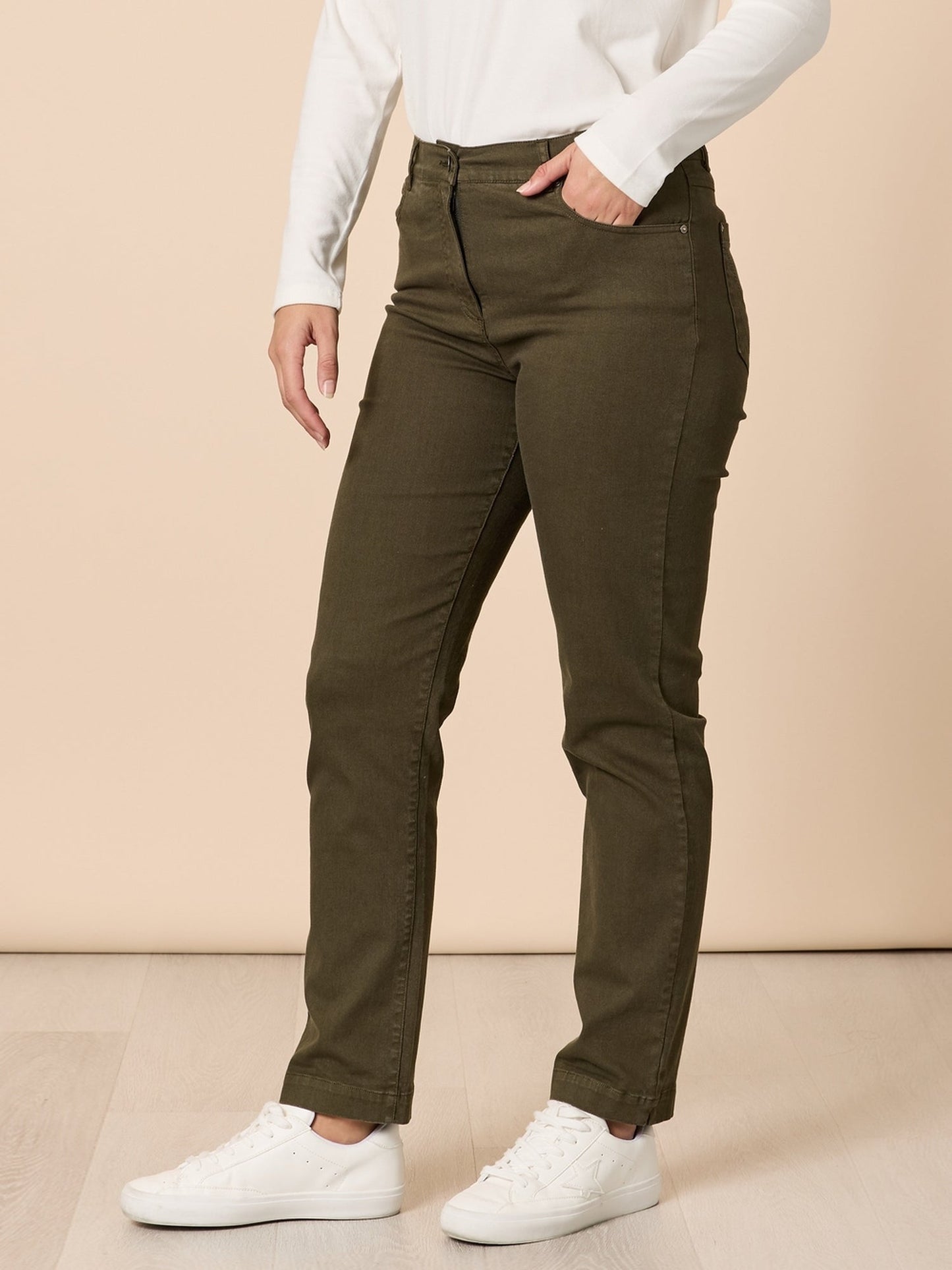 Gordon Smith Miracle Slim Leg Jean (Khaki)
