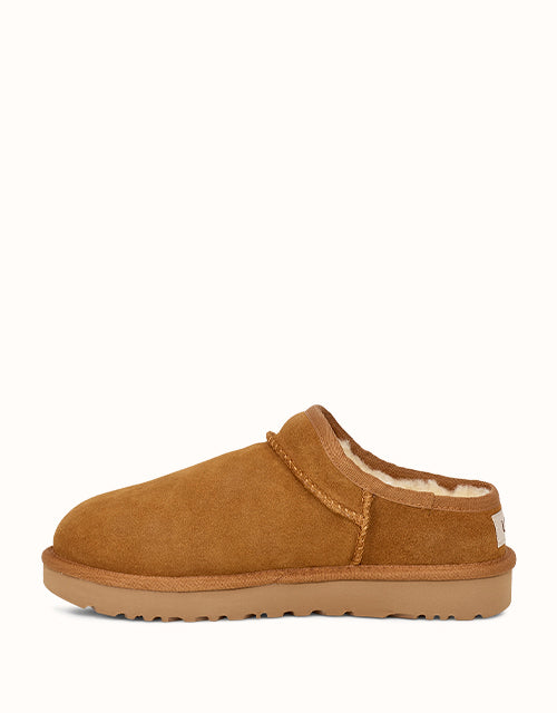 UGG Women Classic Slippers (Chestnut)