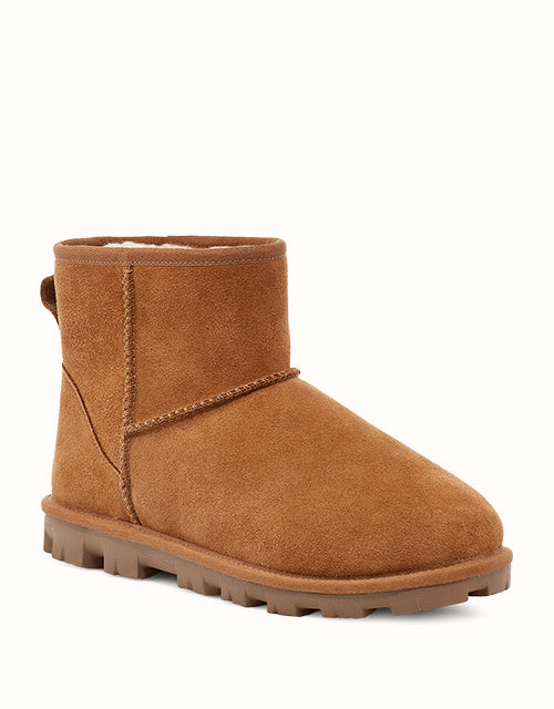 UGG Women Essential Mini Boots (Chestnut)