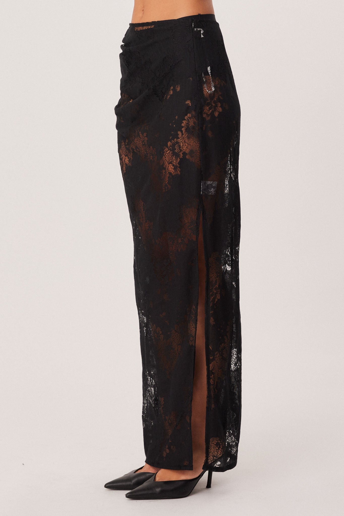 SNDYS MISHKA LACE MAXI SKIRT (Black)