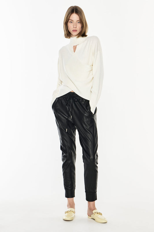 Style Smarts Knit Top (Ivory)