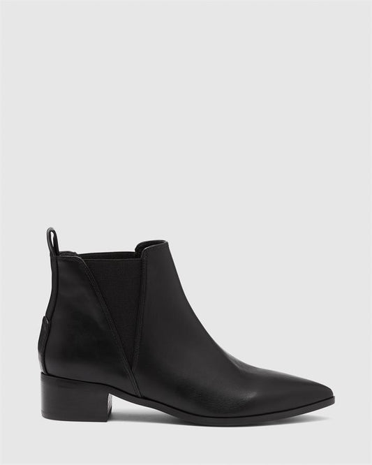 Image of Boots. Product name - Delicious Women's Boot Flat BLACK Novo Boots in Black colour by brand - NOVO