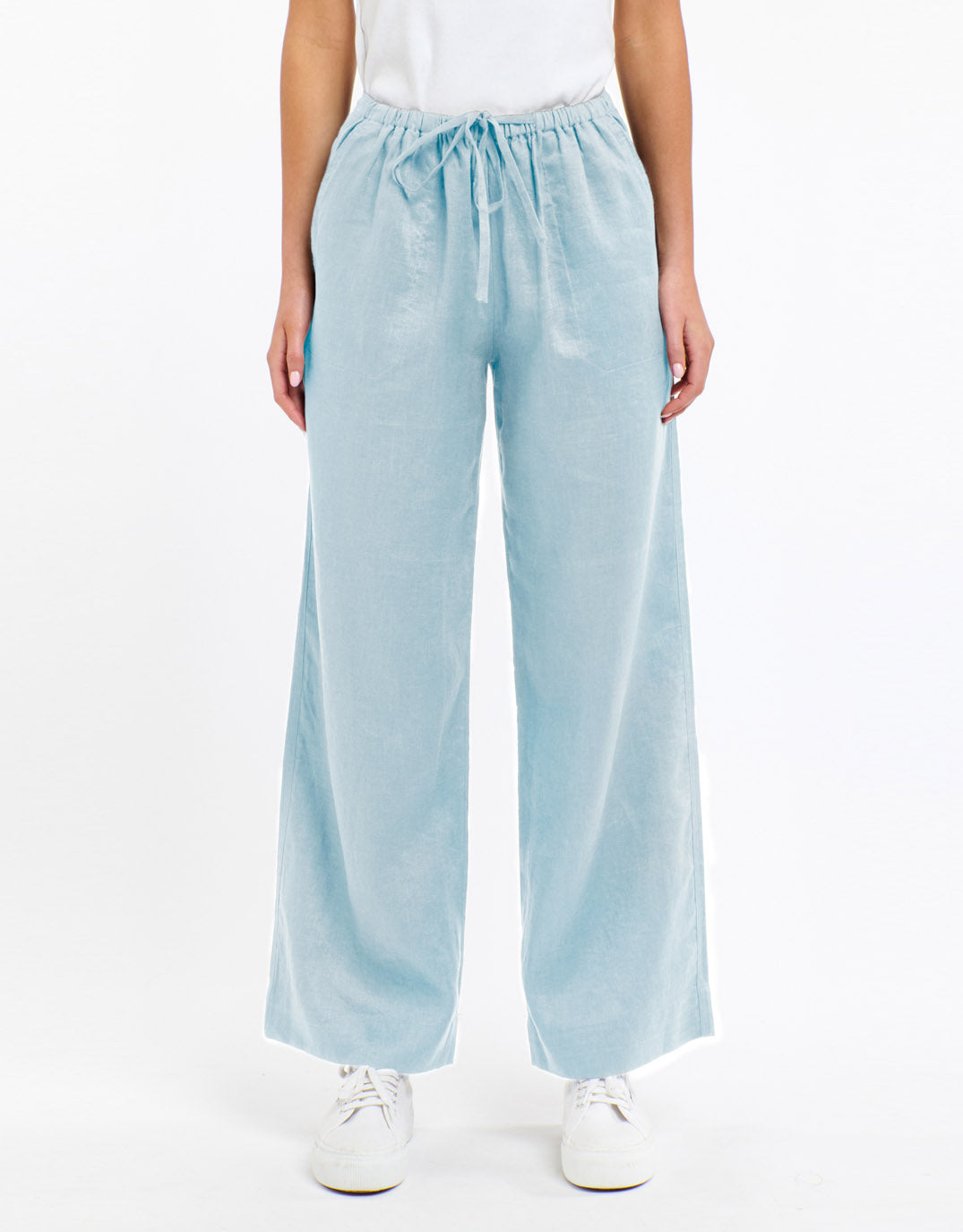 Image of a model wearing Pants. Productname: Luna Tencel Pant - in Ice Blue colour by brand - 365 Days