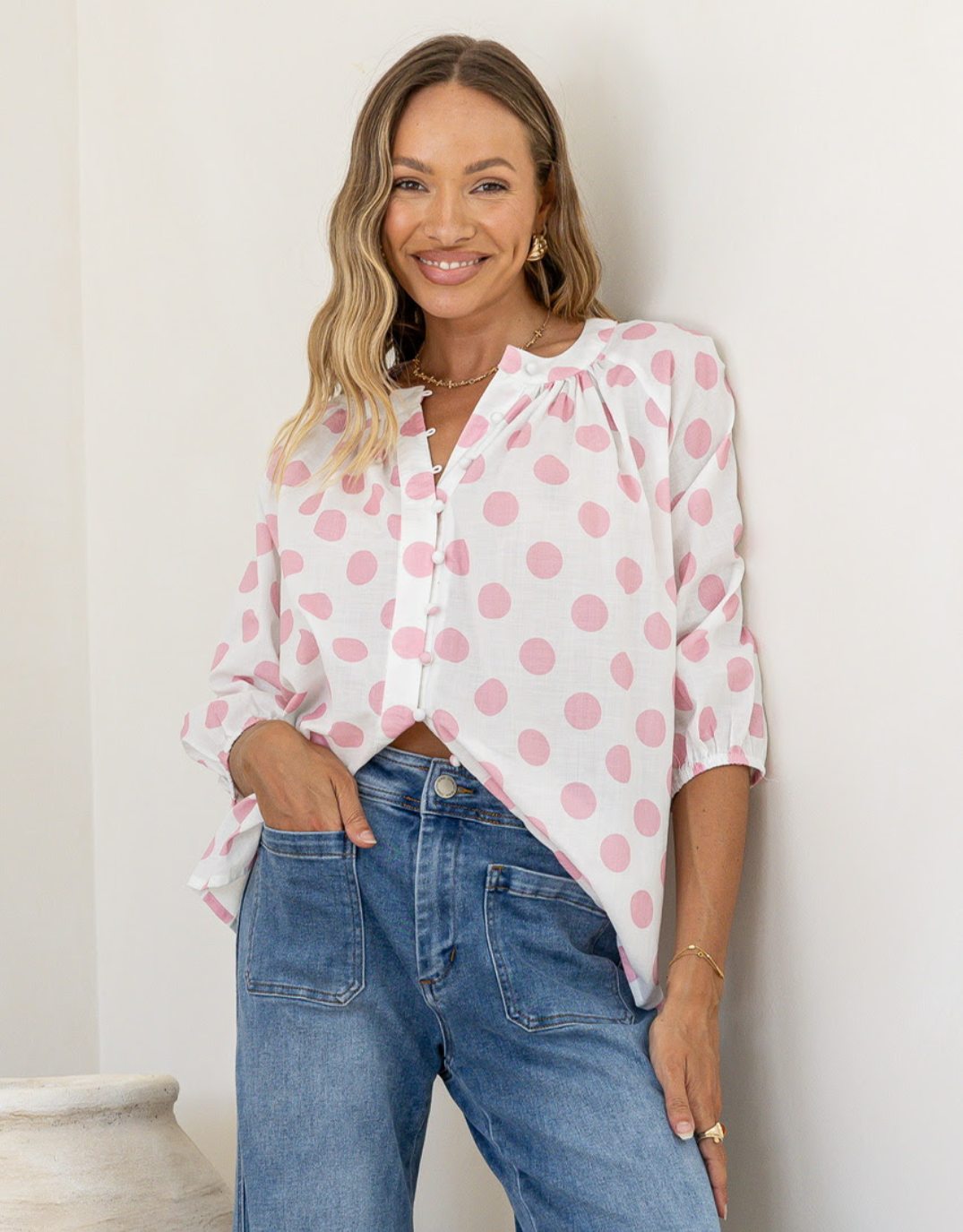Image of a model wearing Tops. Productname: Malta Blouse - in White/Pink colour by brand - 132 Fashion