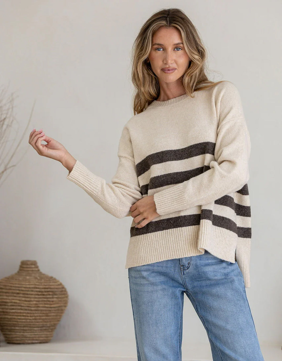 132 Fashion Manor Knit (Natural/Chocolate)