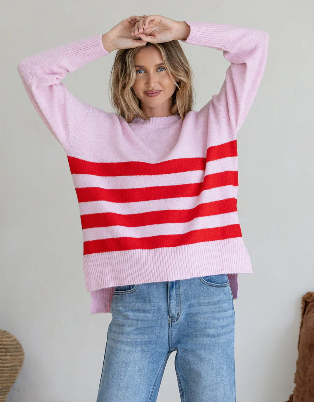 132 Fashion Manor Knit (Pink/Red)