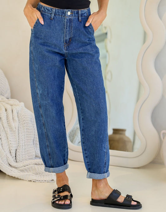 Image of Jeans. Productname: Peyton Stretch Barrel Jean - in Dark Wash colour by brand - 132 Fashion