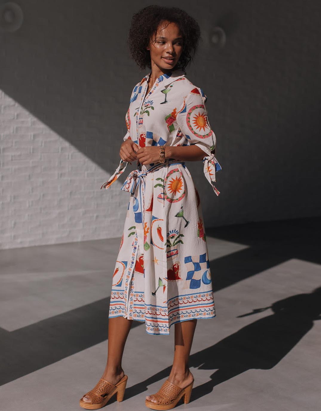 132 Fashion Spicy Margarita Tie Shirt Dress (White/Red/Cobalt Multi)