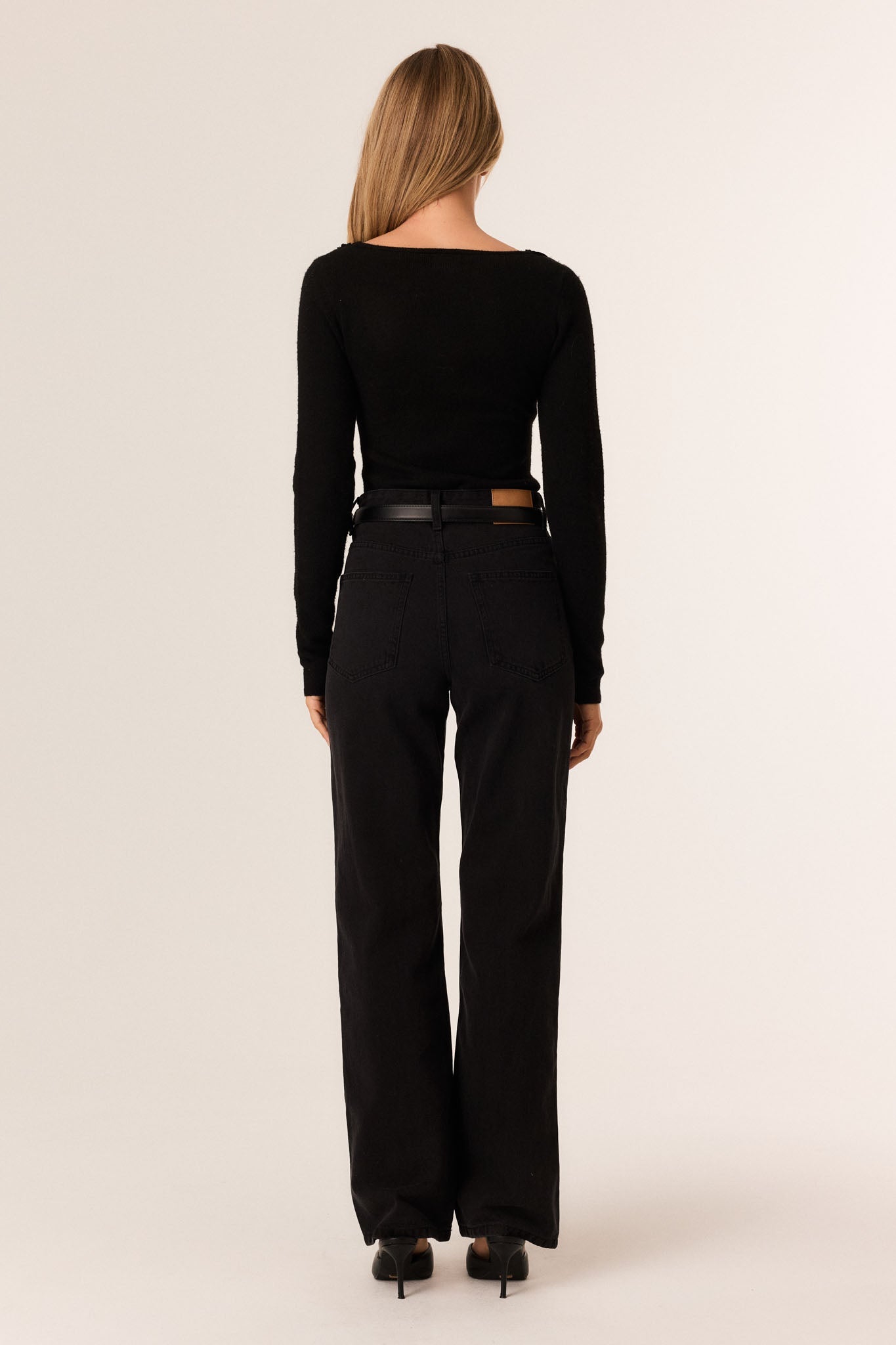 SNDYS DANIE LACE KNIT TOP (Black)