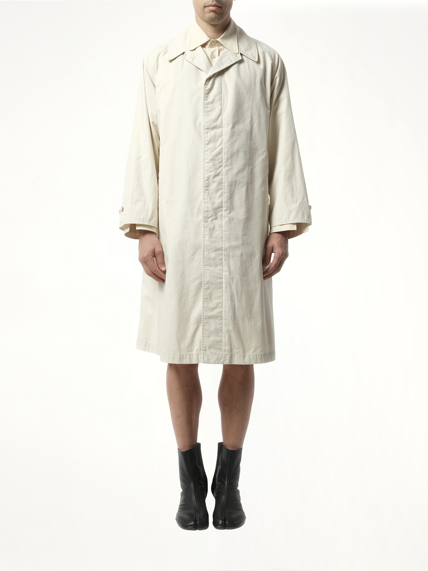 MAISON MARGIELA Trench Rain Coat (White)