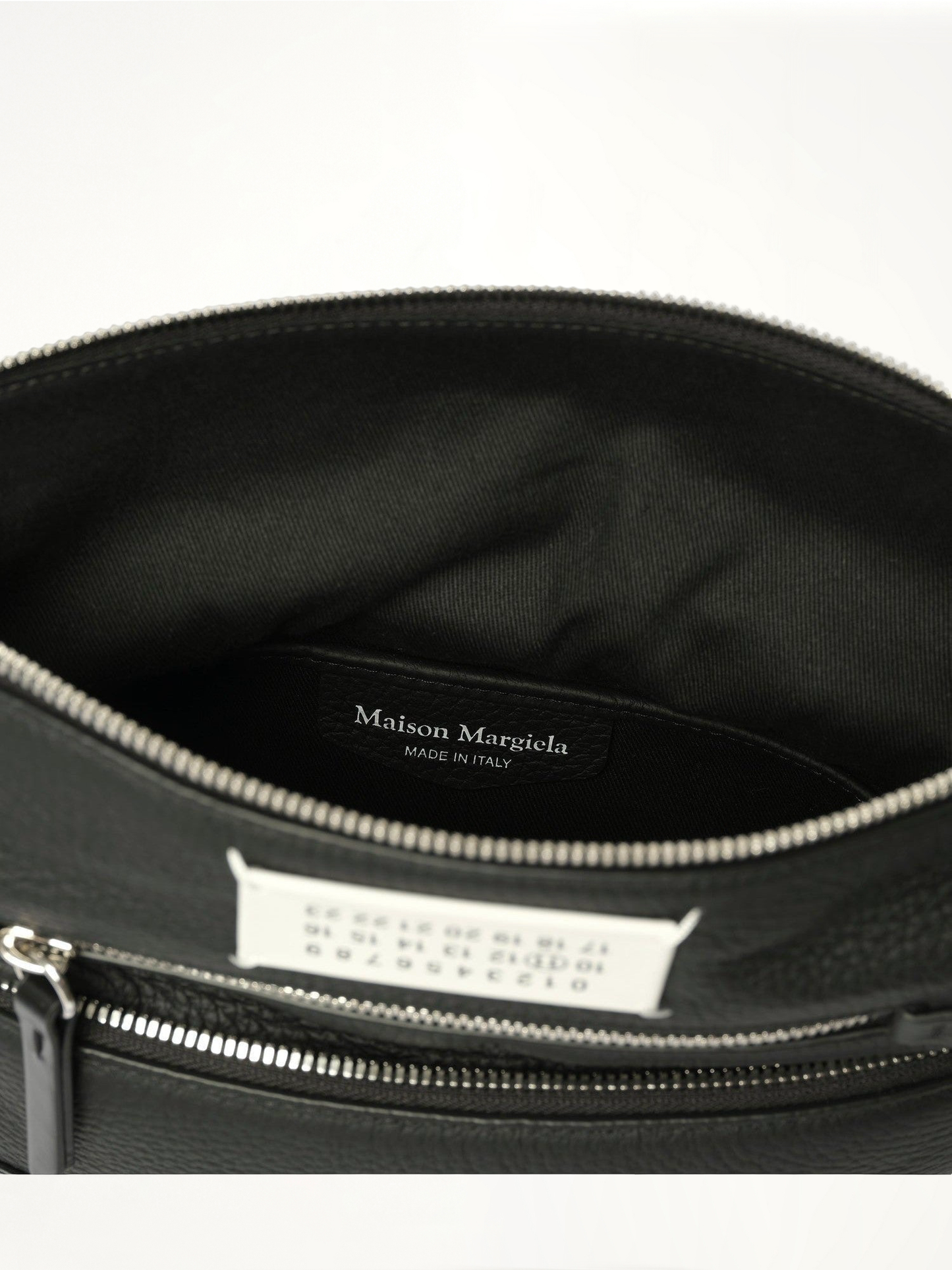 MAISON MARGIELA Soft 5AC Multifunction Small Shoulder Bag (Black)