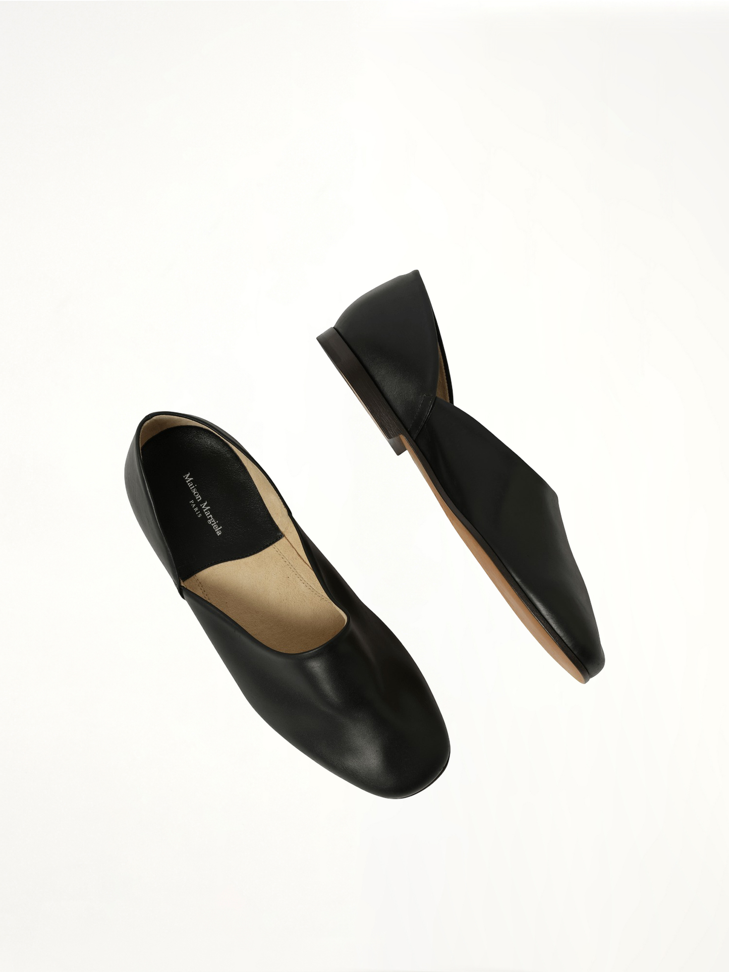 MAISON MARGIELA Grecian Slippers (Black)