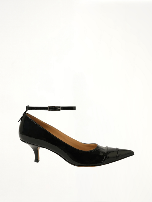 Image of Footwear. Productname: MAISON MARGIELA Kinkies Pumps H55 in BLACK colour by brand - MAISON MARGIELA