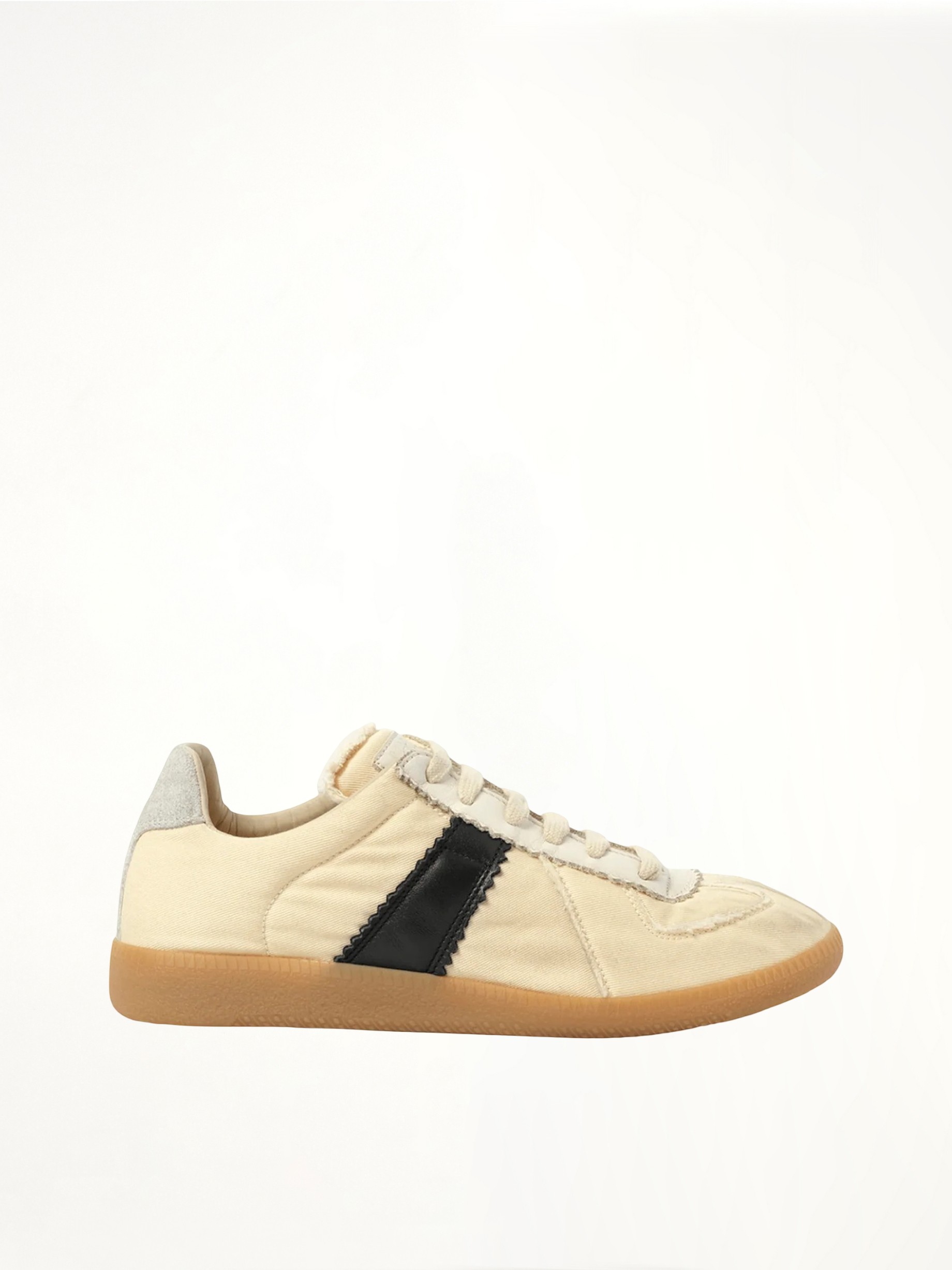 Image of Sneakers. Productname: MAISON MARGIELA Replica Sneaker in Black colour by brand - MAISON MARGIELA