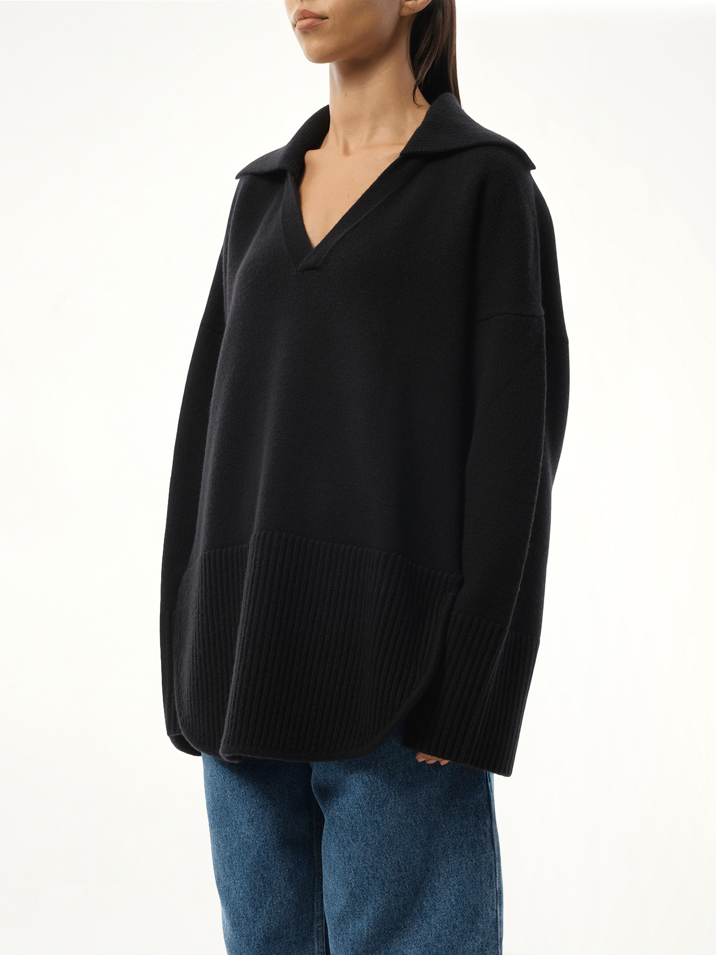 LOEWE V-Neck Polo Sweater (Black)