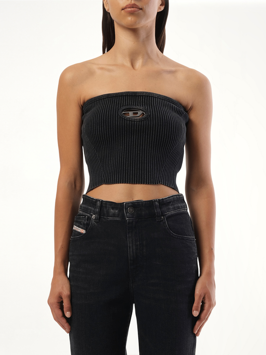 Image of a model wearing Tops. Productname: DIESEL M-Clarksvillex Cropped Top in Black colour by brand - DIESEL