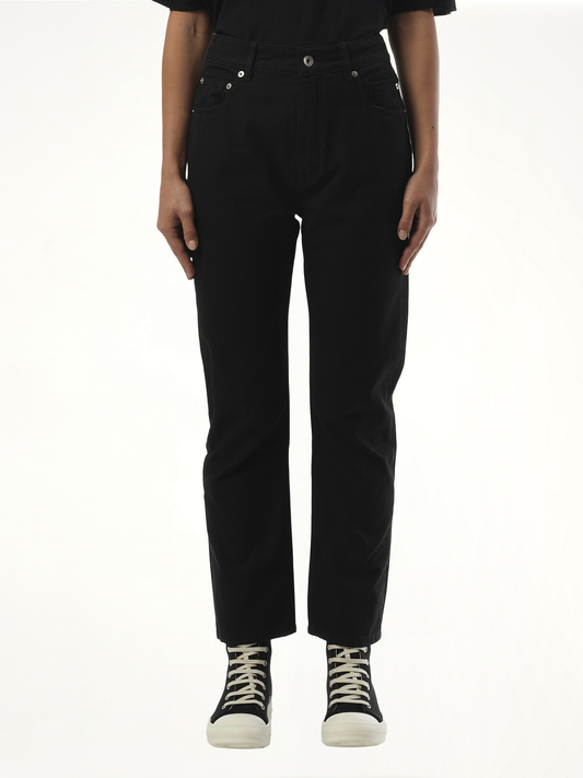 Image of a model wearing Denim. Productname: RICK OWENS DRKSHDW VDD Jeans in Black colour by brand - RICK OWENS DRKSHDW