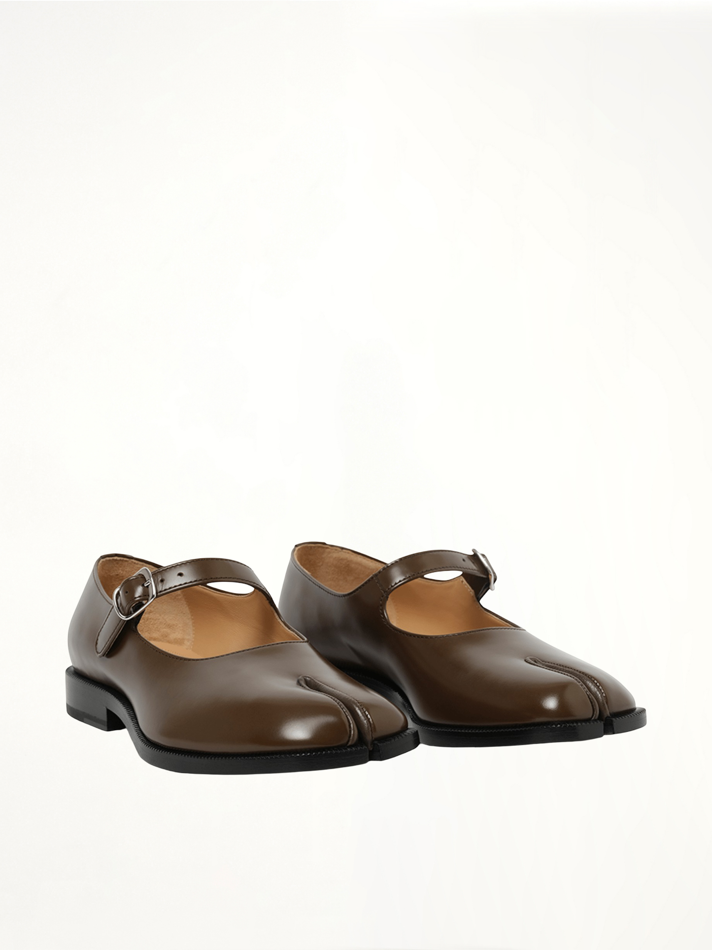 MAISON MARGIELA Tabi Mary Jane (Wood)