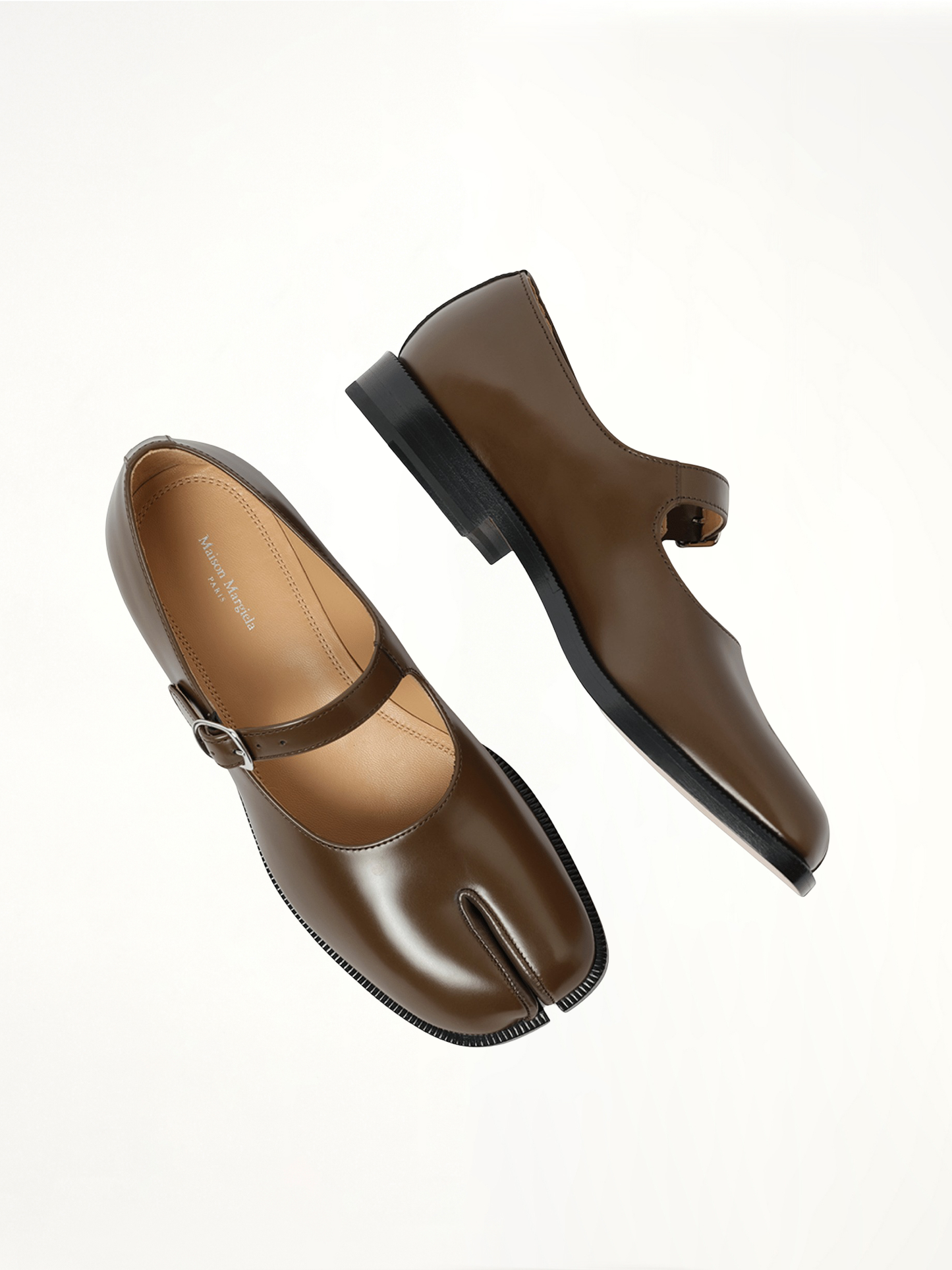 MAISON MARGIELA Tabi Mary Jane (Wood)