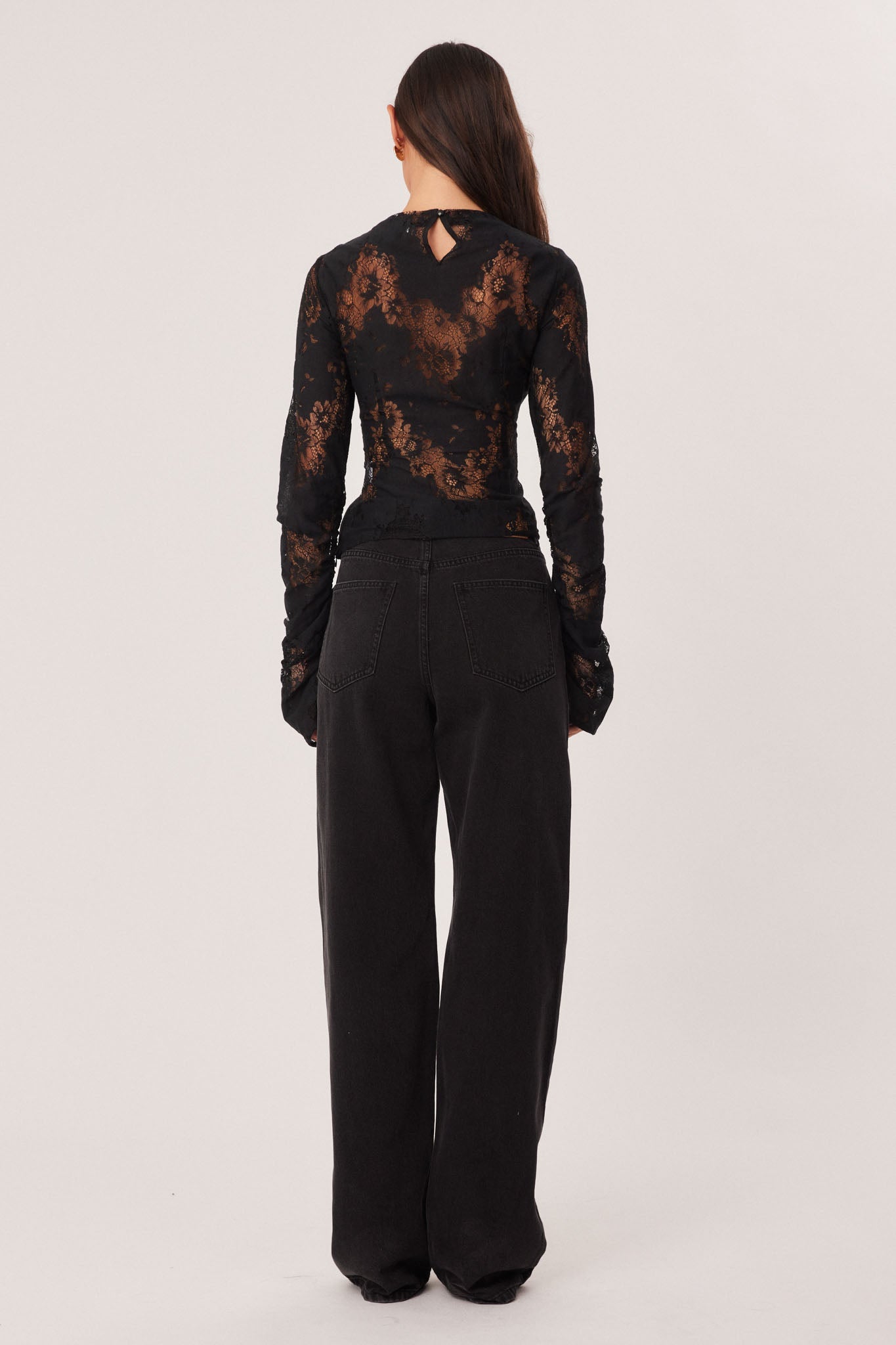 SNDYS AISHA LACE TOP (Black)