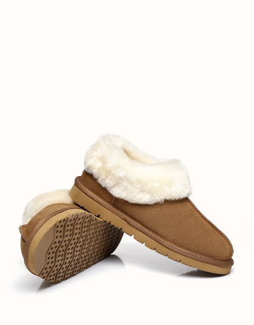 AUSTRALIAN SHEPHERD® Homey Slippers (Chestnut)